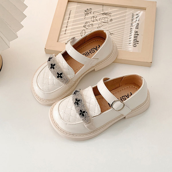 Pantofi casual pentru fete cu pietre