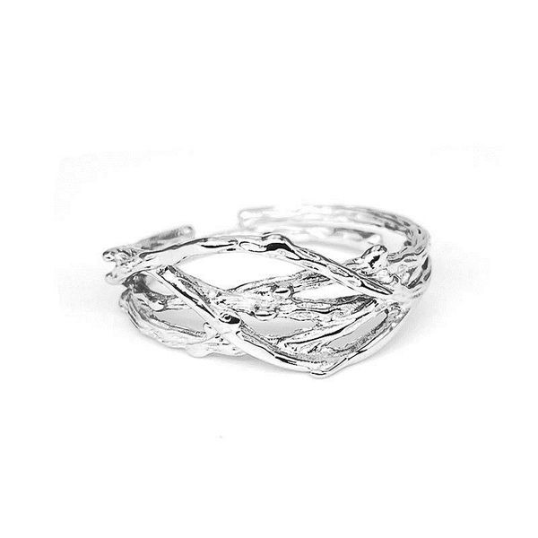 Elegáns gyűrű ezüst színben