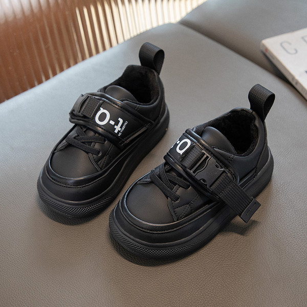 Csatos alkalmi cipő lányoknak