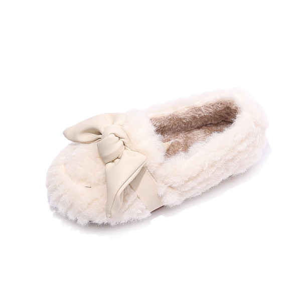 Pantofi de puf pentru fete - trei culori