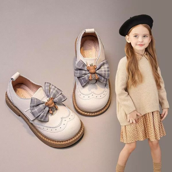 Pantofi casual din piele ecologica cu siret