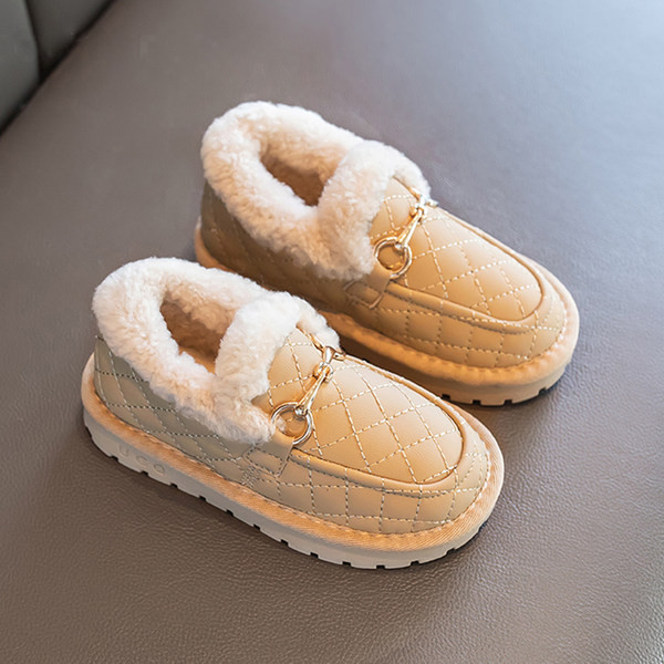 Pantofi antiderapanti de iarna pentru copii