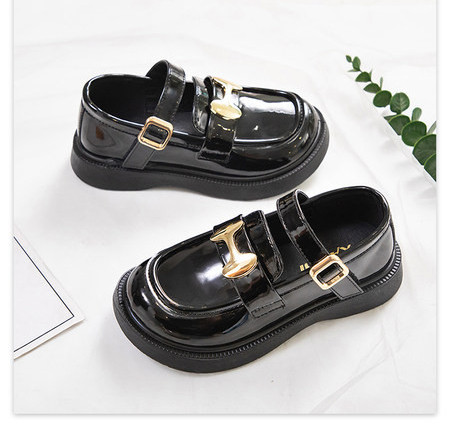 Pantofi copii din piele cu elemente metalice