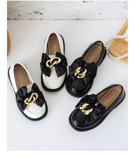 Pantofi copii model nou din piele cu panglica