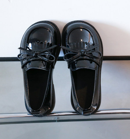 Pantofi copii pentru fete - cu sireturi