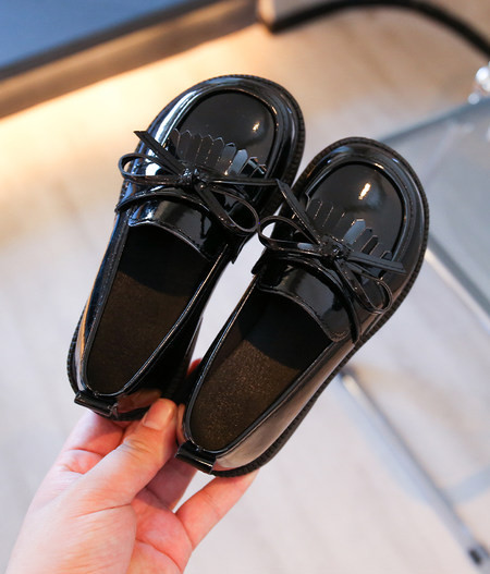 Pantofi copii pentru fete - cu sireturi