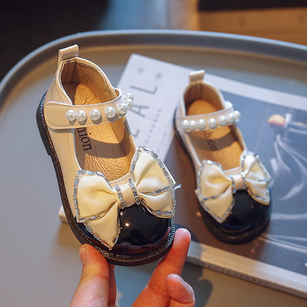 Pantofi copii pentru fete cu perle si panglica