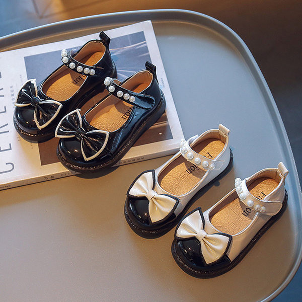 Pantofi la modă pentru fete cu decor panglică și perle