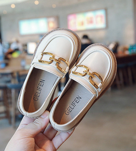 Pantofi copii din piele cu elemente metalice