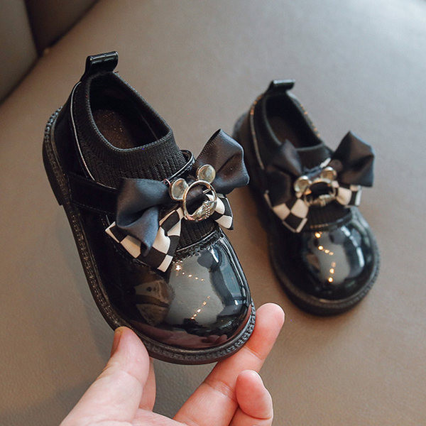 Pantofi eleganti pentru copii in trei culori