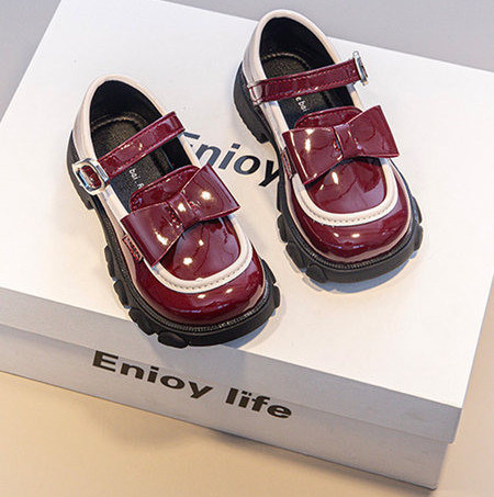 Pantofi la modă pentru fete cu talpă aspră și panglică