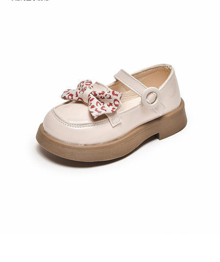 Pantofi pentru fete din piele ecologica cu panglica
