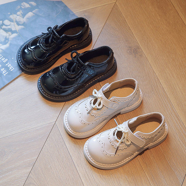 Pantofi casual cu sireturi - in doua culori