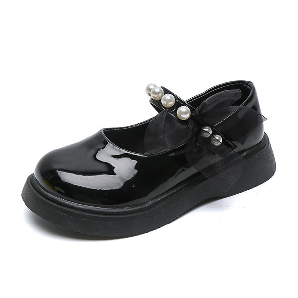 Pantofi moderni pentru copii din piele lacuita cu tul si perle