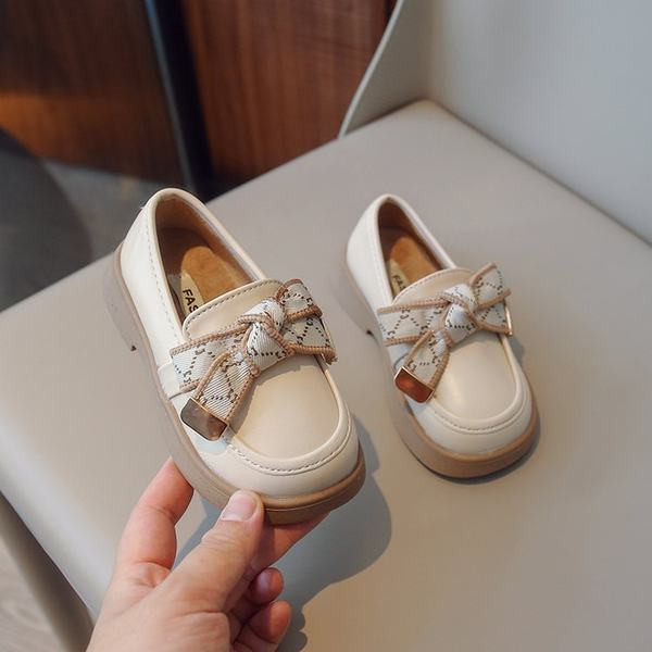 Pantofi zilnici pentru copii din piele ecologica