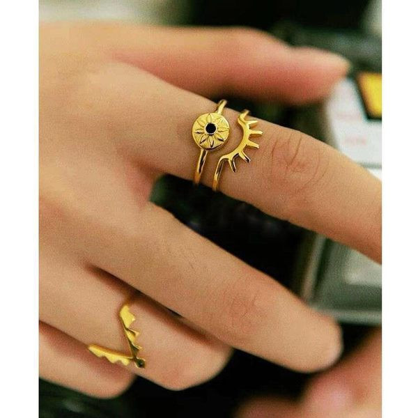 Inel de zi cu zi de culoare aurie