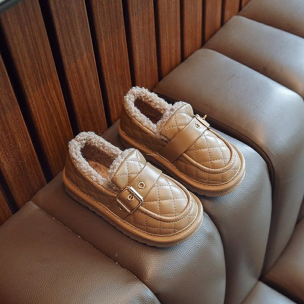 Pantofi matlasati pentru copii cu catarama si captuseala din puf