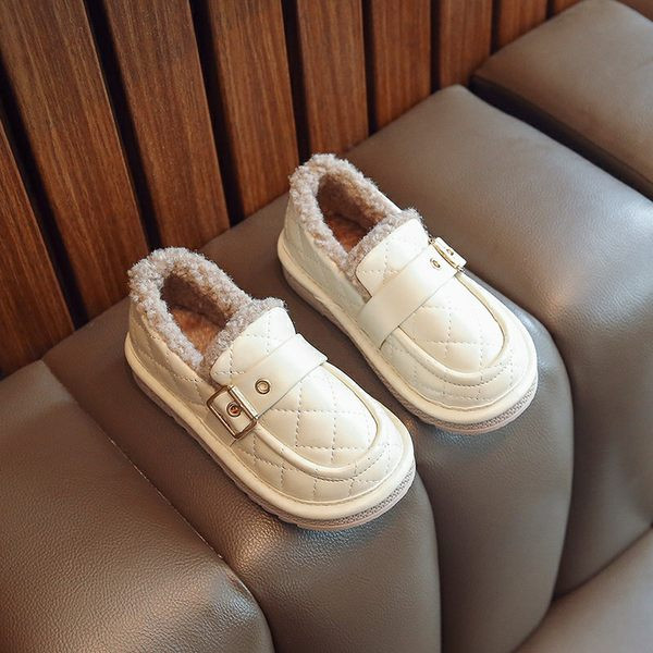 Pantofi matlasati pentru copii cu catarama si captuseala din puf