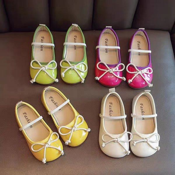 Pantofi la moda pentru copii cu panglica in mai multe culori