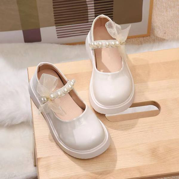 Pantofi copii din piele cu siret