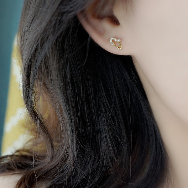 Cercei de dama mici cu pietre si perle