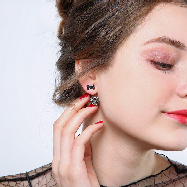 Cercei de dama cu pietre decorative negre