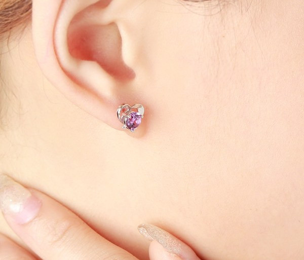 Cercei de dama cu surub si pietre colorate