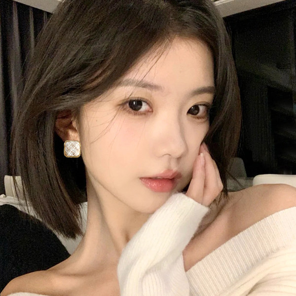 Cercei dama patrati model in carouri