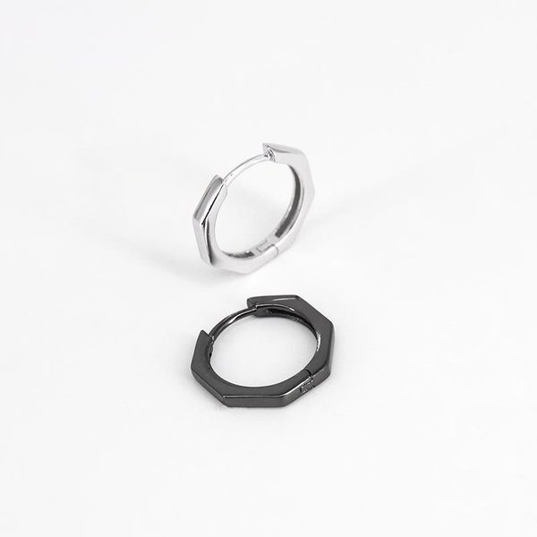 Cercei rotunzi de dama model de zi cu zi