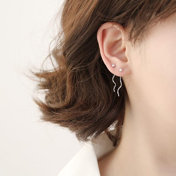 Noul model de cercei atârnați de damă