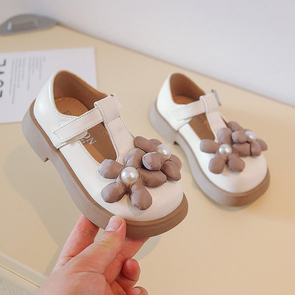 Pantofi la modă din piele cu element de flori 3D pentru fete