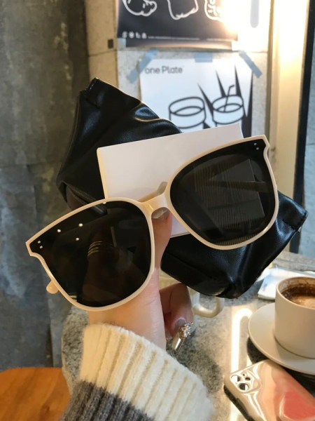 Ochelari de soare pentru femei