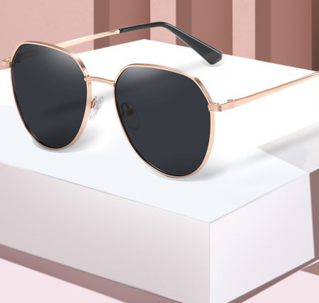 Ochelari moderni de damă cu ramă subțire - în diferite culori