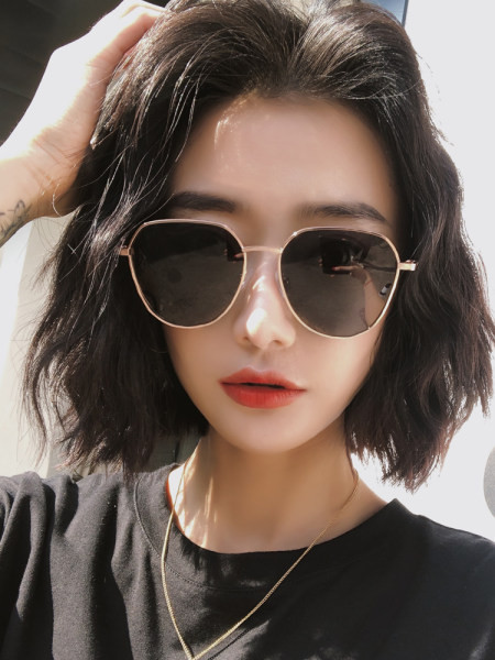 Ochelari moderni de damă cu ramă subțire - în diferite culori