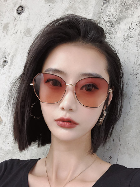 Ochelari moderni de damă cu ramă subțire - în diferite culori