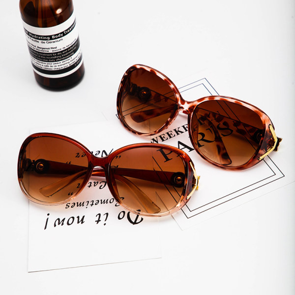 Ochelari de soare - în diferite culori