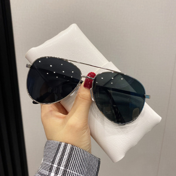 Ochelari de damă polarizați cu ramă subțire