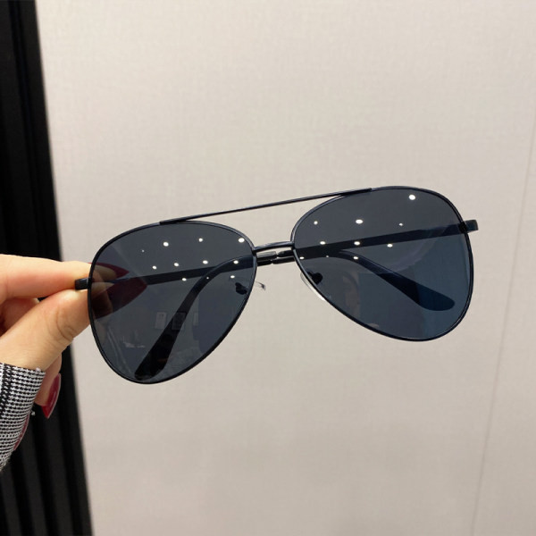 Ochelari de damă polarizați cu ramă subțire