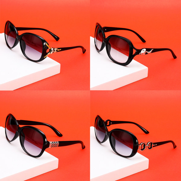 Ochelari moderni de dama cu rama lata