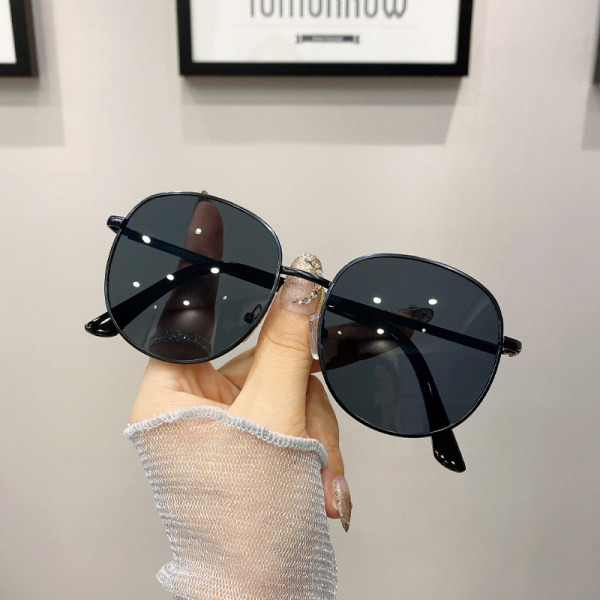 Ochelari moderni de dama cu lentile colorate model nou