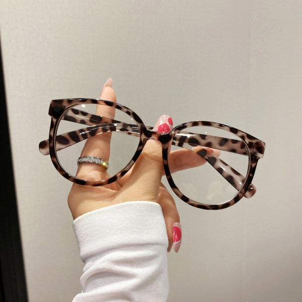 Moteriški laisvalaikio apvalūs akiniai