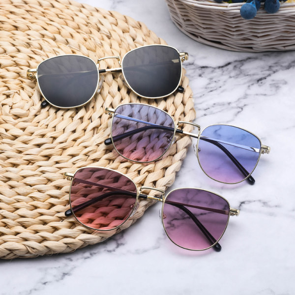 Ochelari de soare model retro cu protectie UV