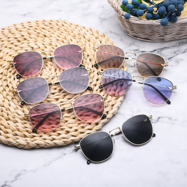 Ochelari de soare model retro cu protectie UV