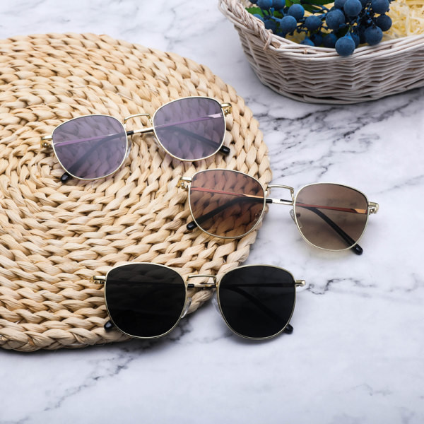 Ochelari de soare model retro cu protectie UV