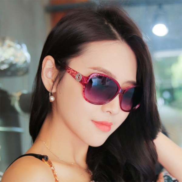 Ochelari de dama cu protectie UV si rama colorata