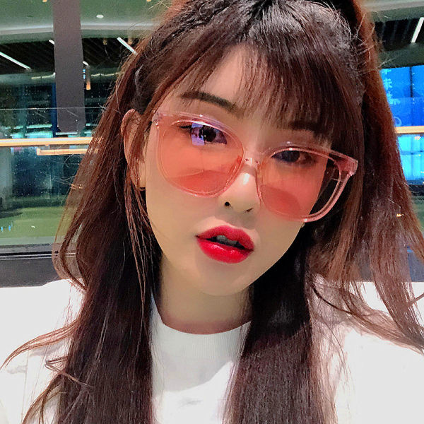 Ochelari moderni de dama cu protectie UV - stil retro