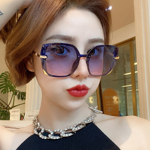 Ochelari pătrați la modă în mai multe culori pentru femei