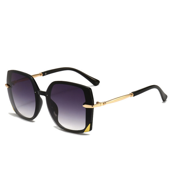 Ochelari pătrați la modă în mai multe culori pentru femei