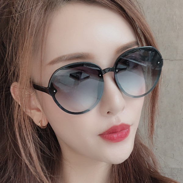 Ochelari de damă - formă rotundă