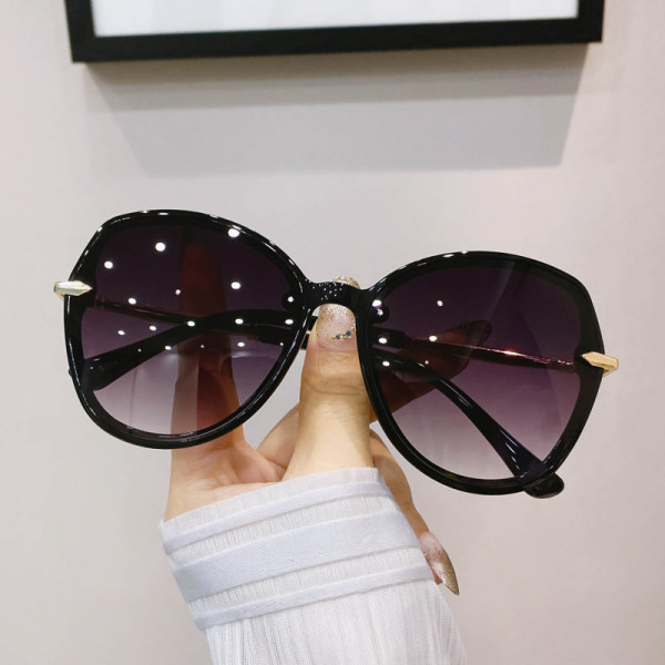 Ochelari de soare casual de damă cu formă rotundă